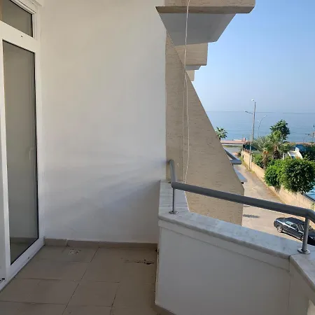 Tosmur Beach Apartment